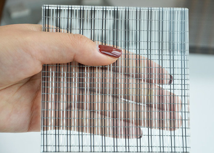 Metal mesh laminated glass manufacturer in India