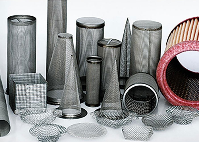 Custom mesh component with multi-layer design